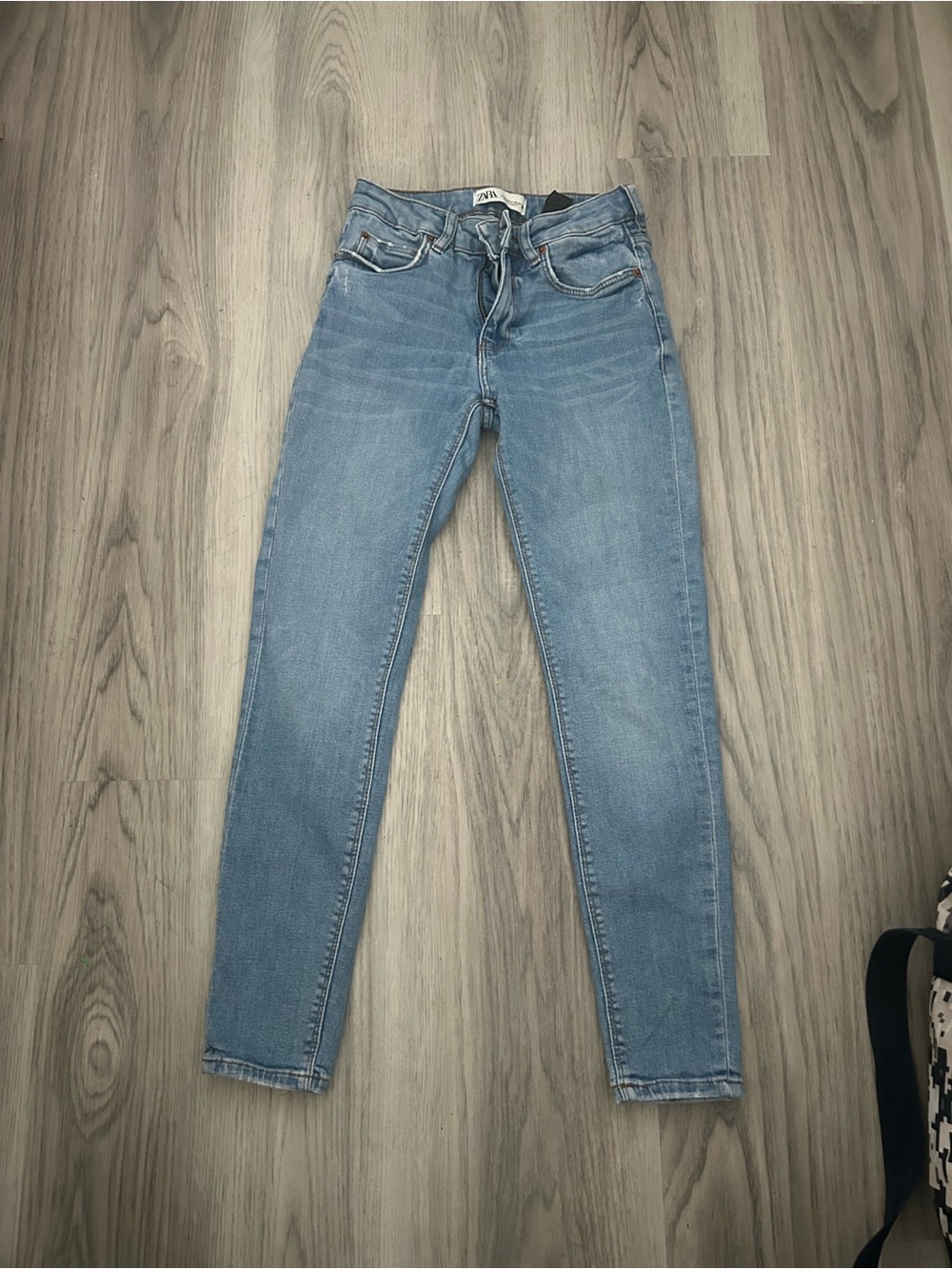Zara Light Blue Women’s Skinny Jeans